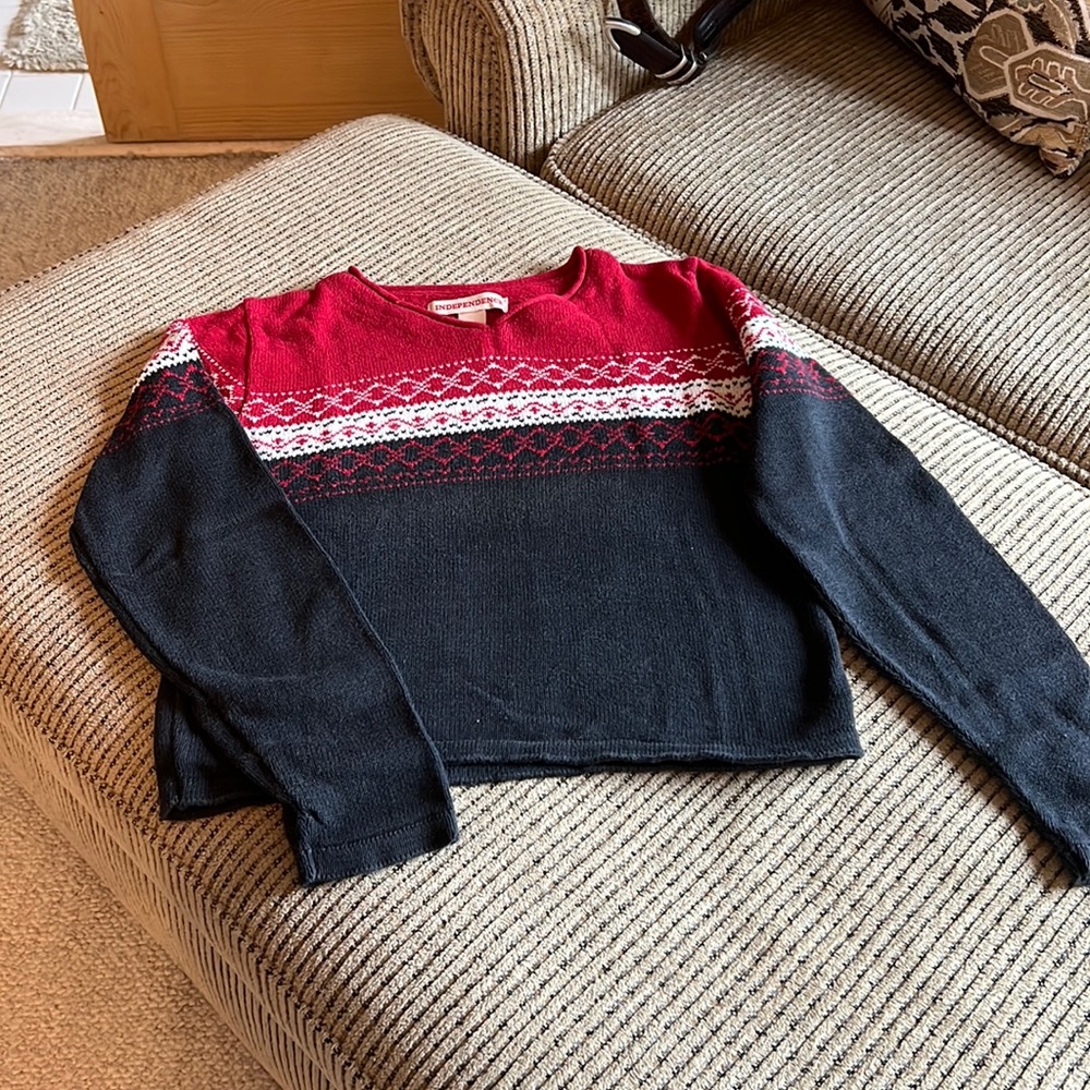 Independence women’s sweater